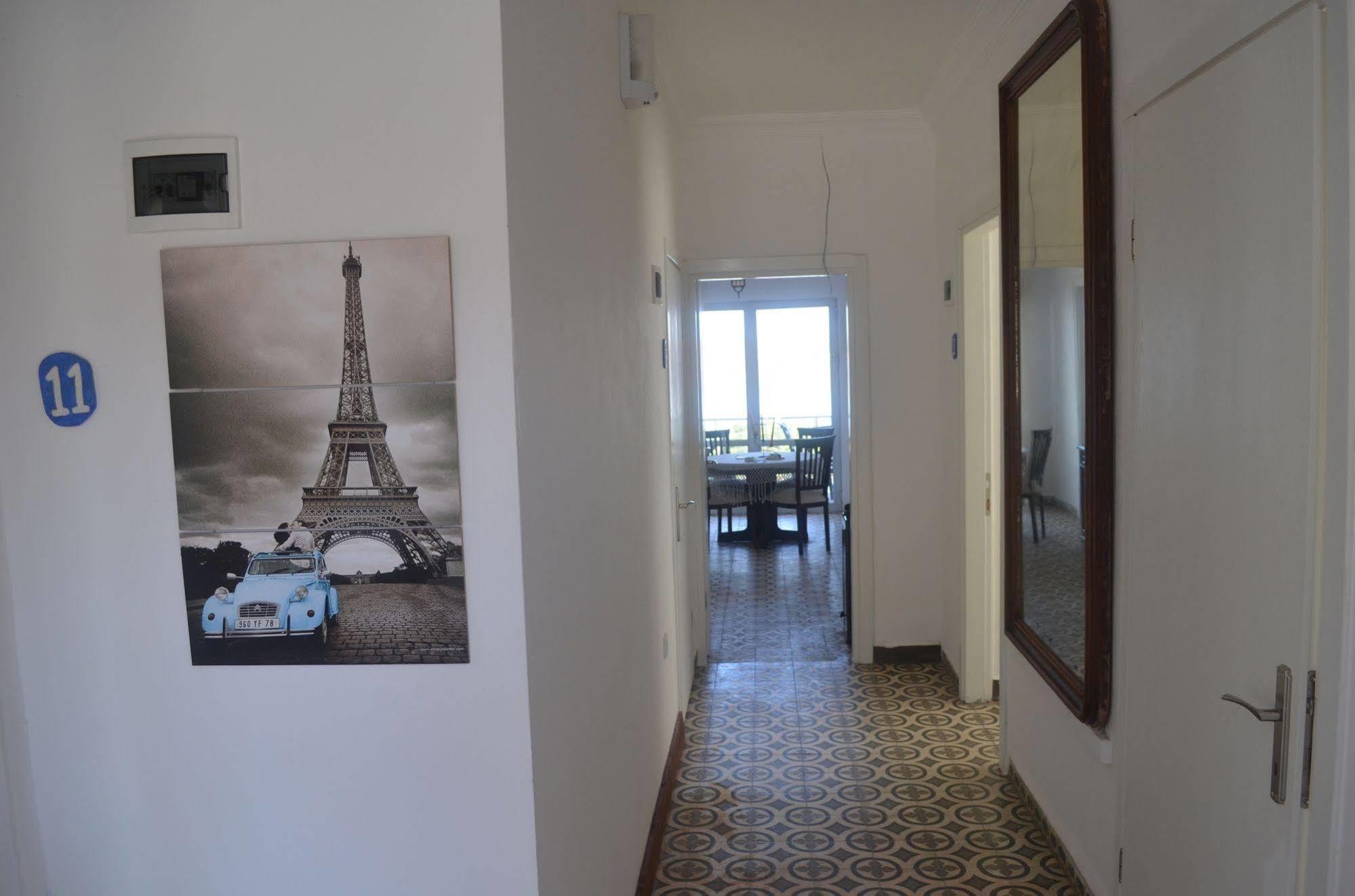 Lacivert Hotel Айвалык Экстерьер фото